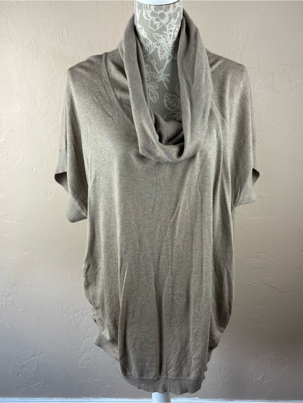 Motherhood Maternity Tan Cowl Neck Tunic Top Sweater Short Sleeve Women’s sz 1X